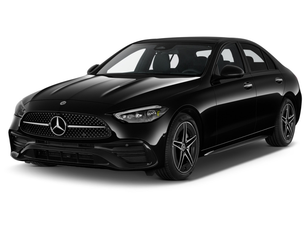 Mercedes-Benz C300 2022 — AMG Line
